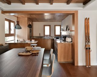 Cuisine bois-chalet-megeve