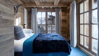 CHALET-COURCHEVEL1850-VIEUX BOIS-CHAMBRE