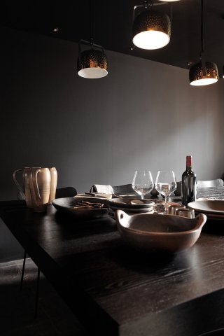 Chalet-Meribel-Luxe-Giffon-table
