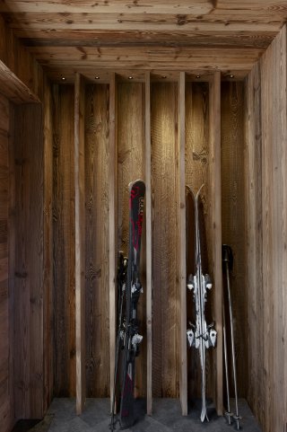 Chalet-Meribel-Luxe-Giffon-skiroom