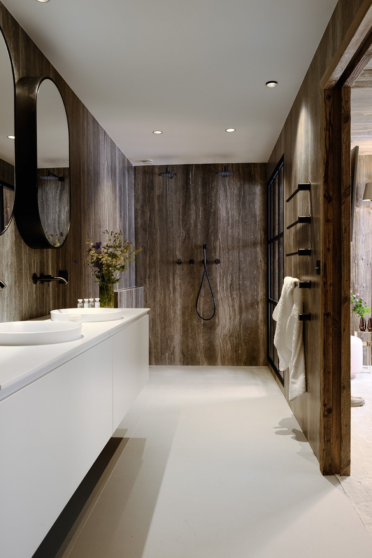 Chalet-Meribel-Luxe-Giffon-salle de douche