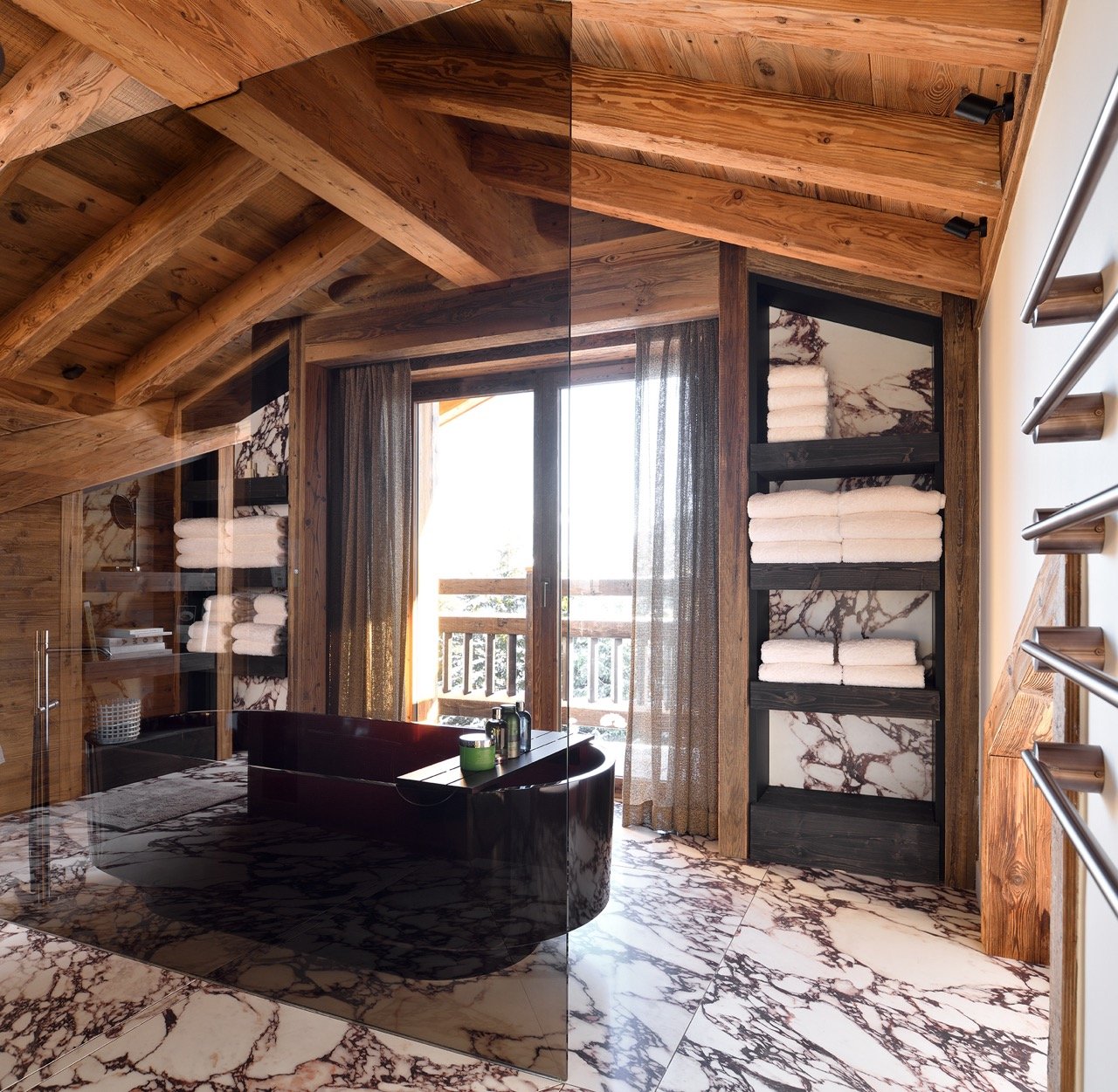 Salle de bain master 01 © Studio Erick Saillet