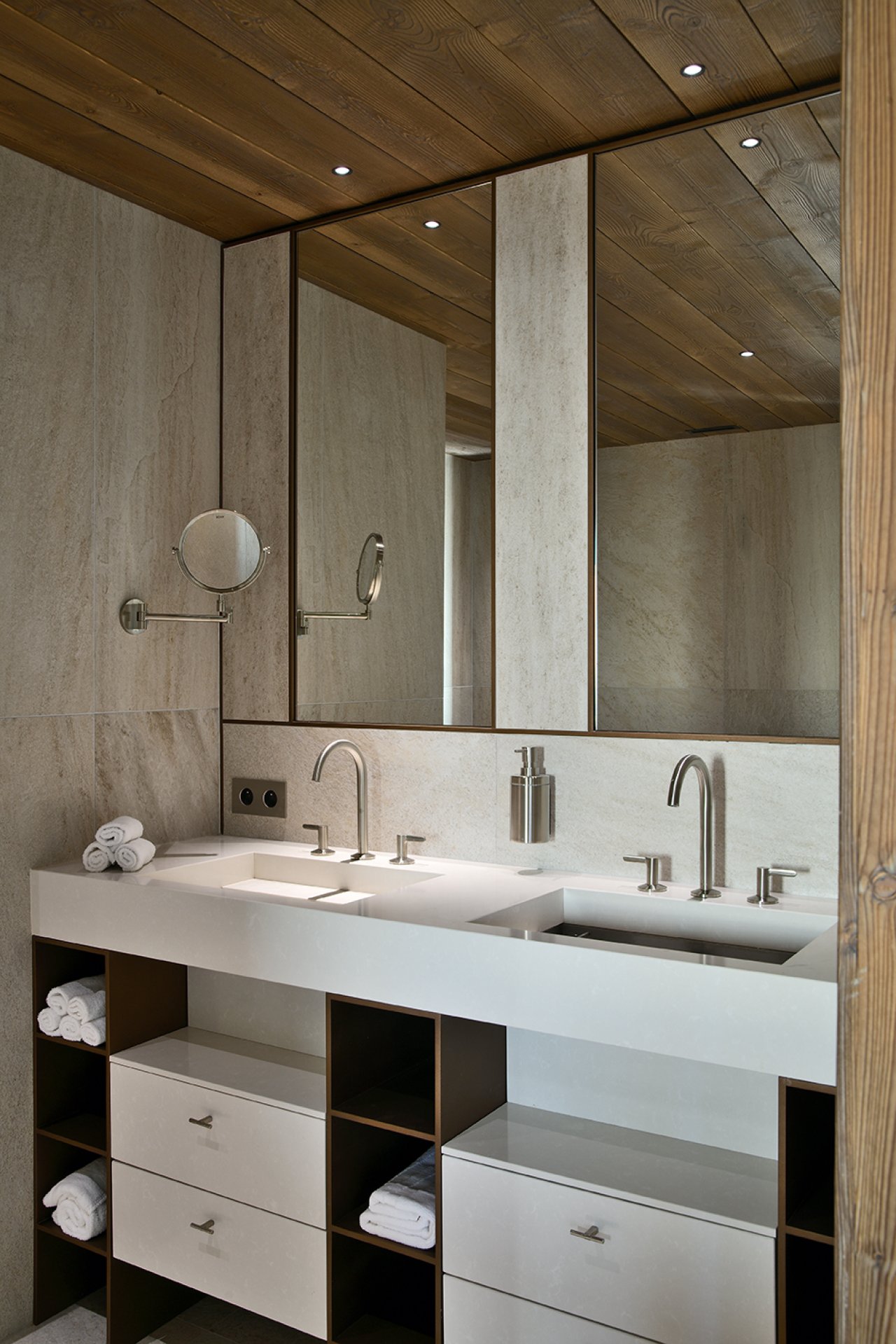 L'Appartement Atmosphere © Studio Erick Saillet