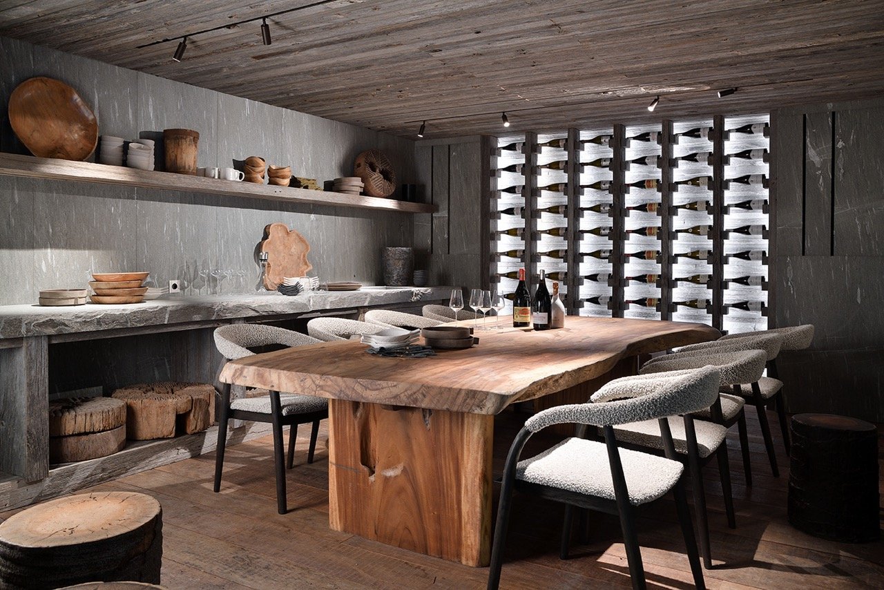 Cave © Studio Erick Saillet