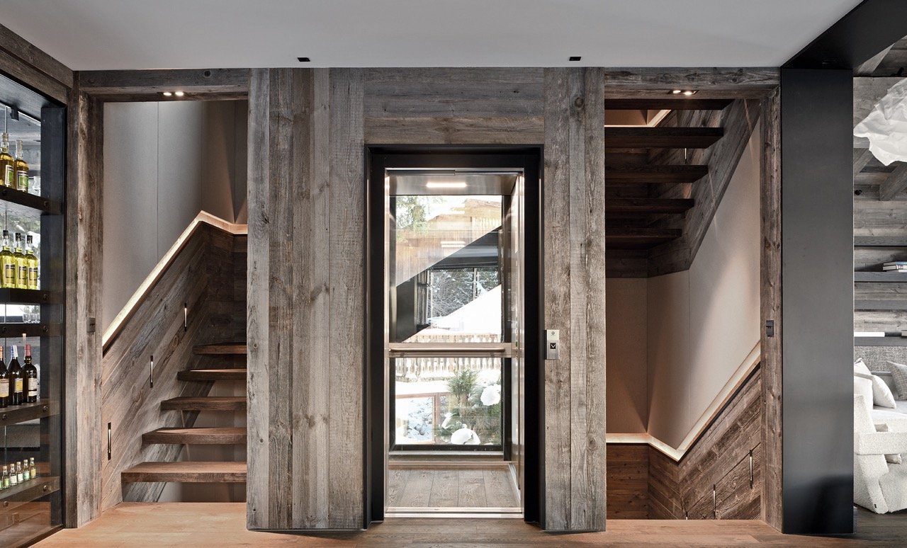 White Sand Courchevel chalet circulation © Studio Erick Saillet