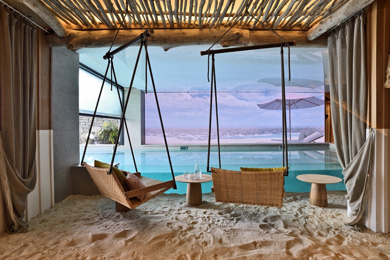 White Sand Courchevel chalet spa © Studio Erick Saillet