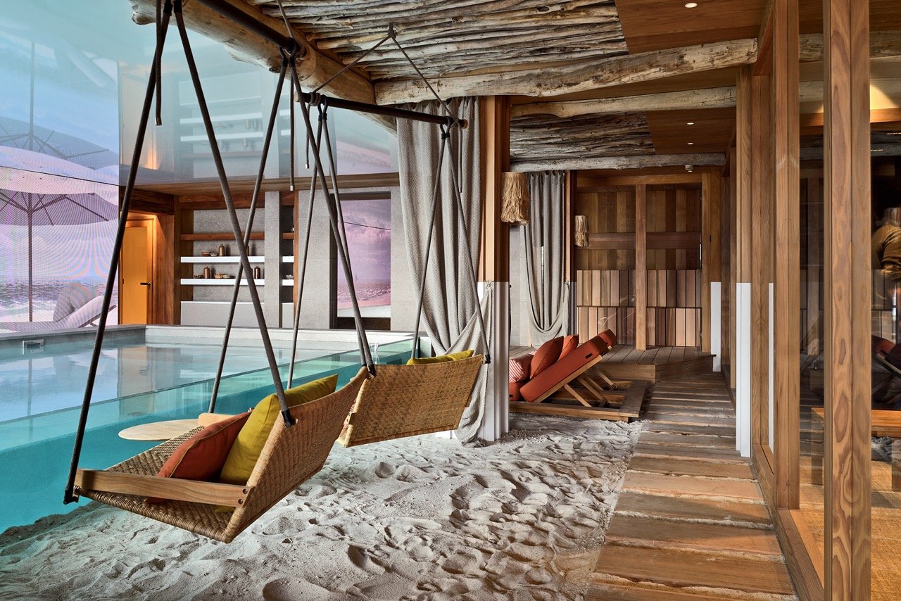 White Sand Courchevel chalet spa © Studio Erick Saillet